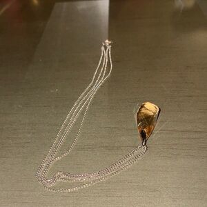 Chic Gold Pendant Necklace